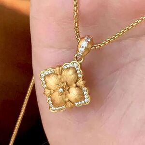 XMAS SALE 18k Stamped Gold Filled Vintage Victorian Crystal Clover Necklace